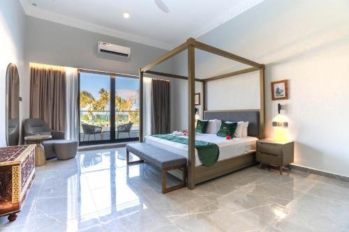 Twin Room with Patio, Sea View and Private Walk-In Pool