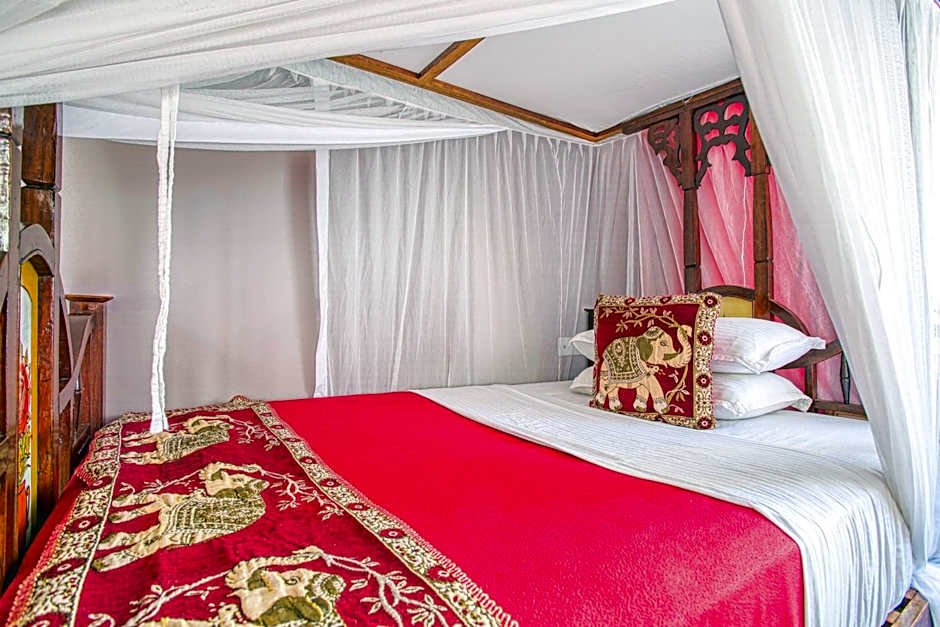 Apartment, City View with Balcony